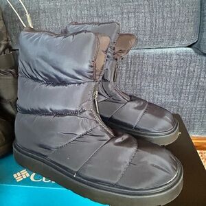 Zara Kids Black Puffer Boots